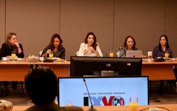 DIPUTADAScabronasPRI