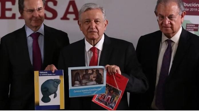 amlo libros de texto