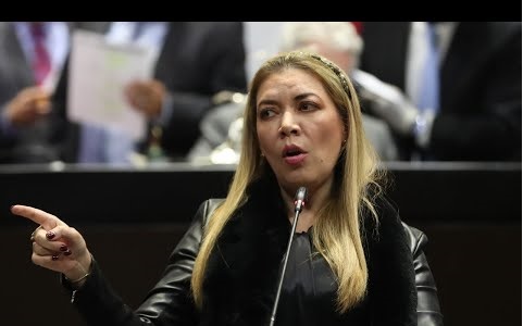 selene ávila 2